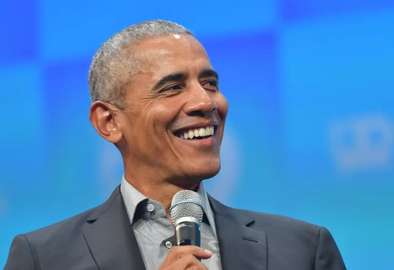 Barack Obama – Net Worth, Biography, Wife, Age, Height, Weight, and More